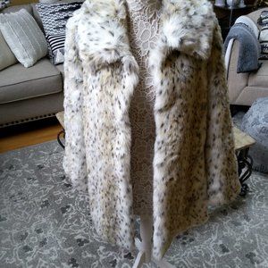 EXQUISITE Dennis BASSO Leopard SOFT FAUX FUR Mid LENGTH COAT!!
